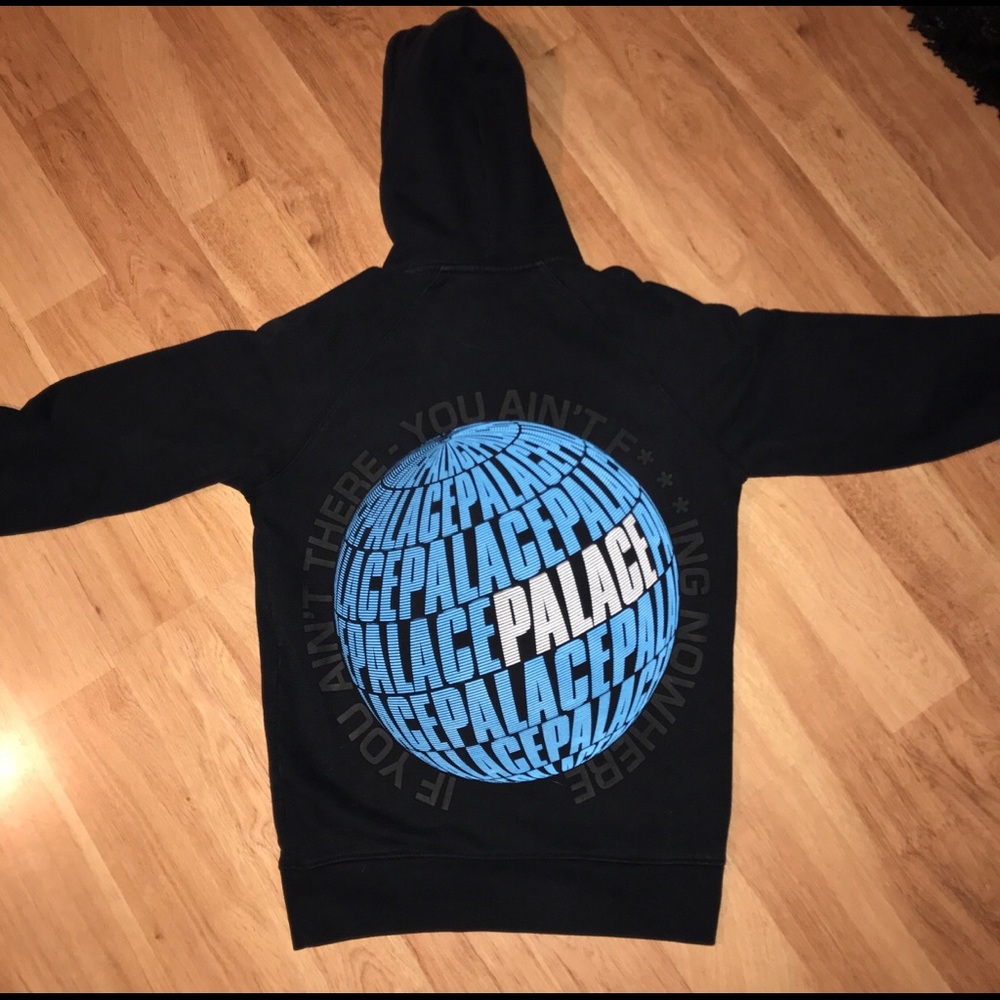 Palace Globe Hoodie